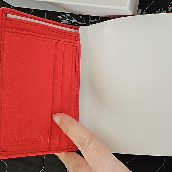 Dooney and Bourke NWT red Saffiano leather wallet - Picture 5 of 7